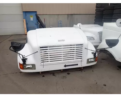 Hood INTERNATIONAL 3800 Michigan Truck Parts