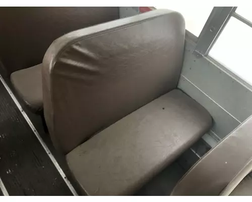 Seat, Front International 3800 Vander Haags Inc Sp