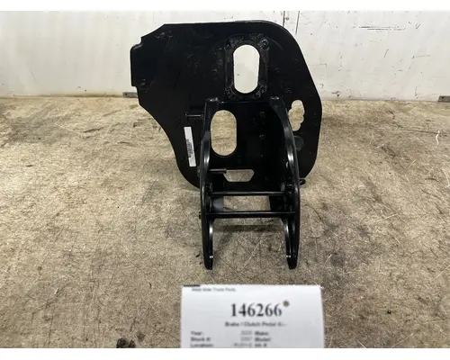 Brake / Clutch Pedal Box INTERNATIONAL 3866689F94 West Side Truck Parts