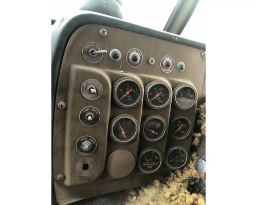 International 4070A Dash Panel