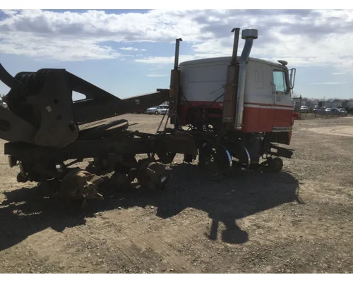International 4070A Parts Unit