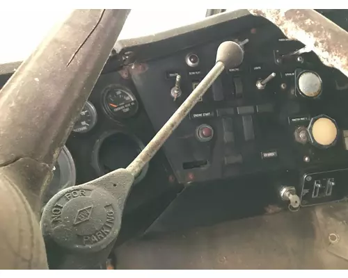 International 4070B Steering Column