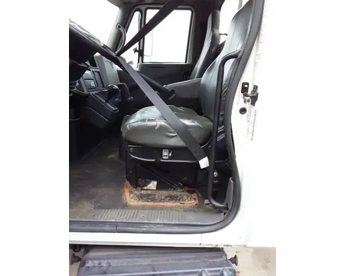 International 4100 Cab