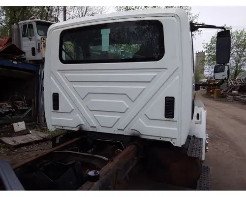 International 4100 Cab