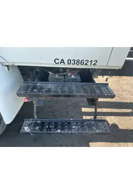 International 4200 Battery Box/Tray