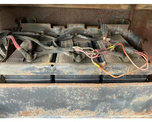 International 4200 Battery Box