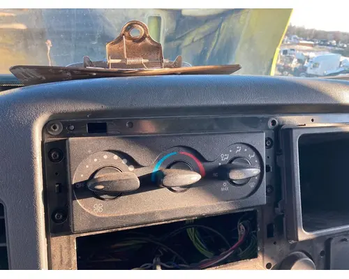 Interior Parts, Misc. International 4200 Vander Haags Inc Kc