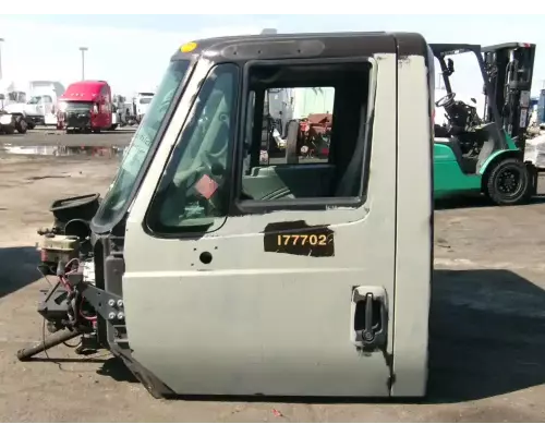 International 4200 Cab