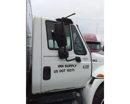 International 4200 Cab