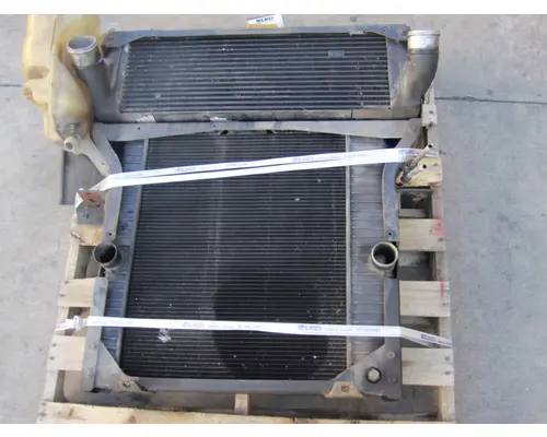 Cooling Assy. (Rad., Cond., ATAAC) INTERNATIONAL 4200 LKQ Heavy Truck Maryland