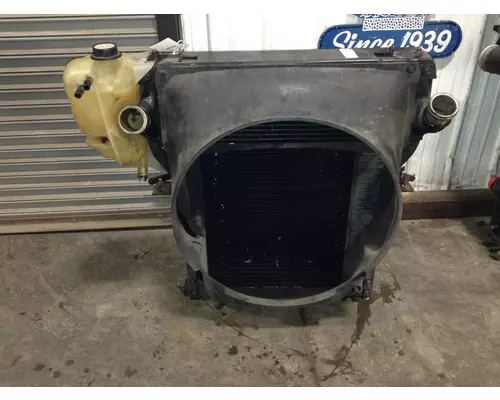 International 4200 Cooling Assembly. (Rad., Cond., ATAAC)