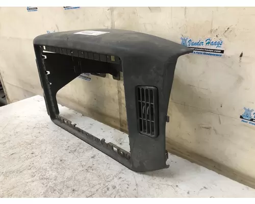 International 4200 Dash Assembly