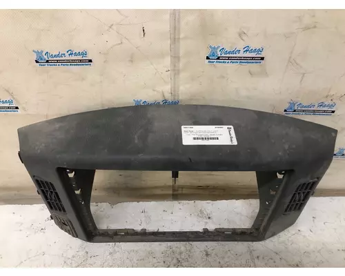 International 4200 Dash Assembly
