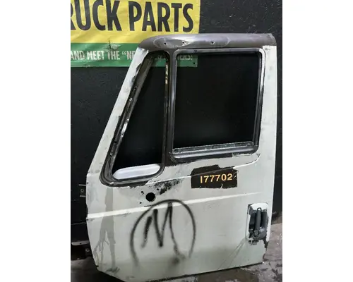 Door Assembly, Front INTERNATIONAL 4200 Geco - Fresno
