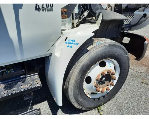 Fender Extension INTERNATIONAL 4200 LKQ Heavy Truck Maryland