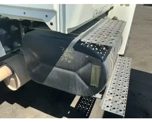 International 4200 Fuel Tank