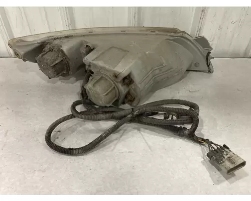 International 4200 Headlamp Assembly