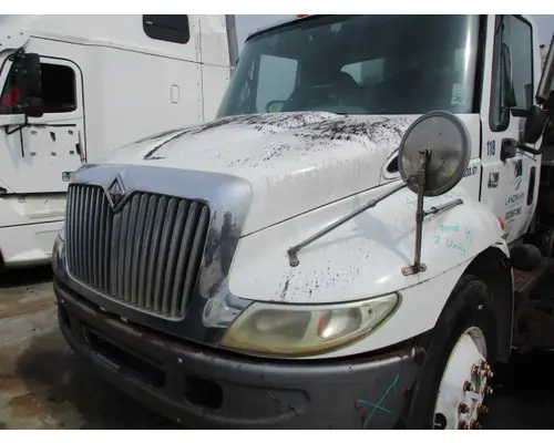 Hood INTERNATIONAL 4200 LKQ Heavy Truck - Tampa