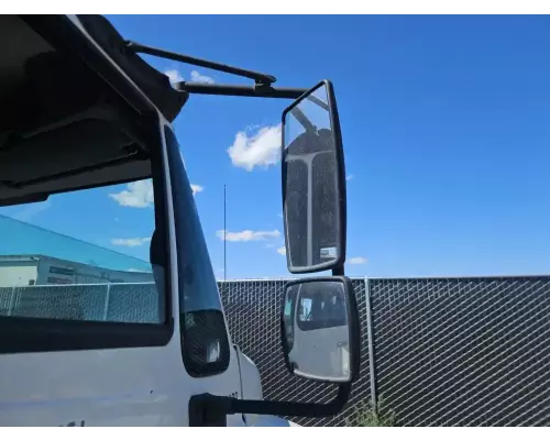 International 4200 Mirror (Side View)