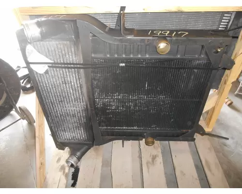 Radiator INTERNATIONAL 4200 American Truck Parts,inc