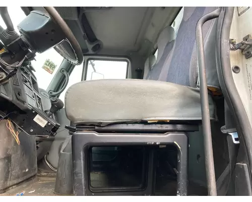 Seat, Front International 4200 Vander Haags Inc Col