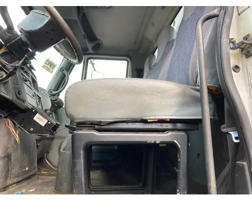 Seat, Front International 4200 Vander Haags Inc Col