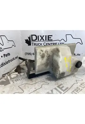 International 4300 Durastar Brake Master Cylinder