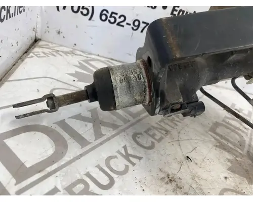 International 4300 Durastar Brake Master Cylinder