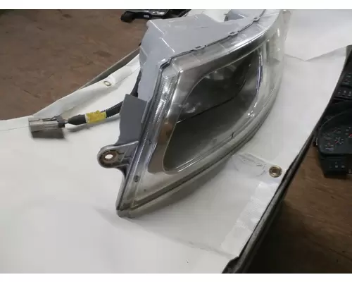 International 4300 Durastar Headlamp Assembly