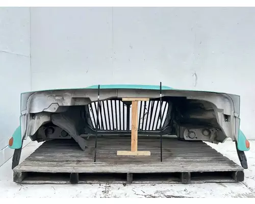 International 4300 Durastar Hood