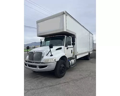 Complete Vehicle INTERNATIONAL 4300 Durastar American Truck Sales