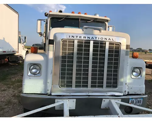 International 4300 TRANSTAR Hood