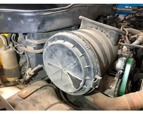 International 4300 Air Cleaner