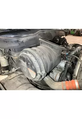 International 4300 Air Cleaner