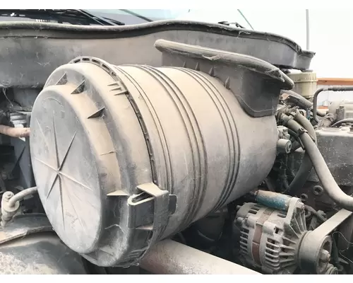 International 4300 Air Cleaner