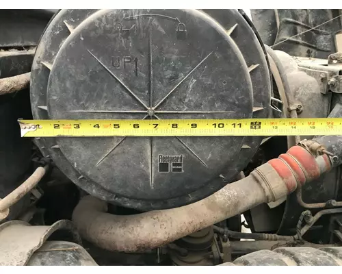 International 4300 Air Cleaner