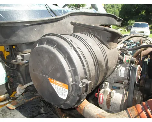 Air Cleaner INTERNATIONAL 4300 Dutchers Inc   Heavy Truck Div  Ny