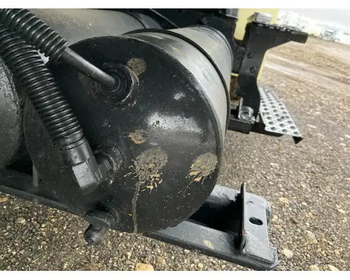 International 4300 Air Tank