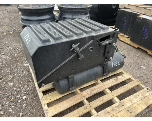 Air Tank INTERNATIONAL 4300 DTI Trucks