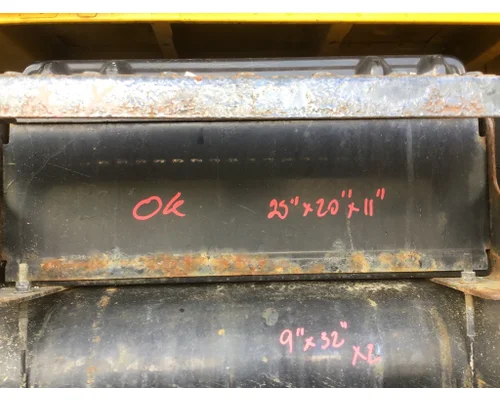 Battery Box INTERNATIONAL 4300 LKQ Heavy Truck - Goodys