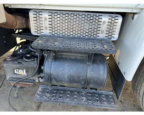 Battery Box INTERNATIONAL 4300 DTI Trucks