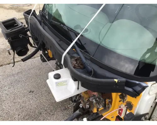 Body Parts, Misc. INTERNATIONAL 4300 LKQ Heavy Truck - Goodys