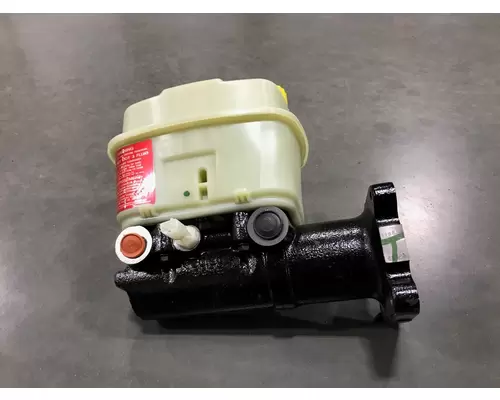 International 4300 Brake Master Cylinder