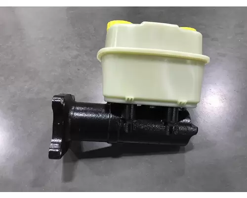 International 4300 Brake Master Cylinder