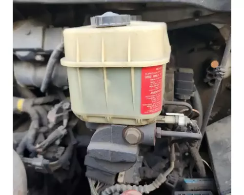International 4300 Brake Master Cylinder