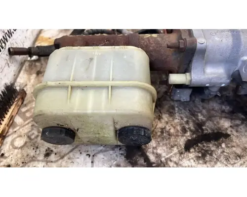 Brake Master Cylinder International 4300 Dixie Truck Centre