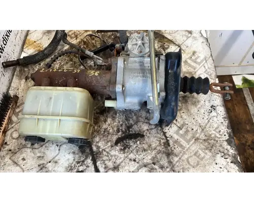 International 4300 Brake Master Cylinder