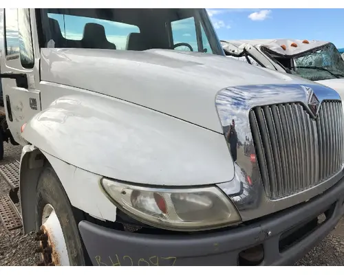 Bumper Assembly, Front INTERNATIONAL 4300 Stateline Truck Parts And Recycling Inc