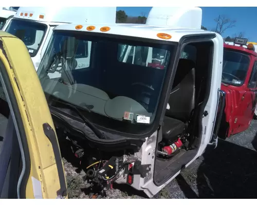 Cab INTERNATIONAL 4300 LKQ Heavy Truck Maryland