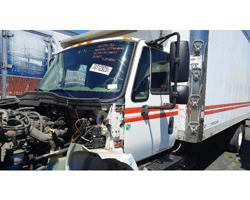 Cab INTERNATIONAL 4300 LKQ Heavy Truck Maryland